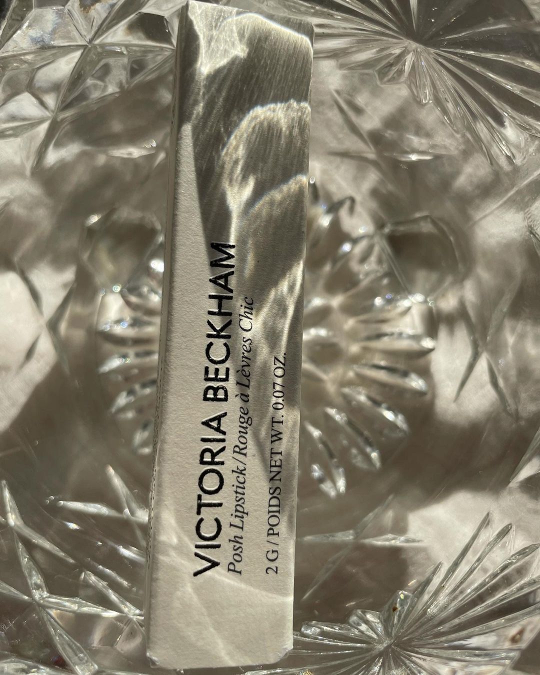 Кремовые румяна в стике Victoria Beckham Beauty Cheeky Posh, Major