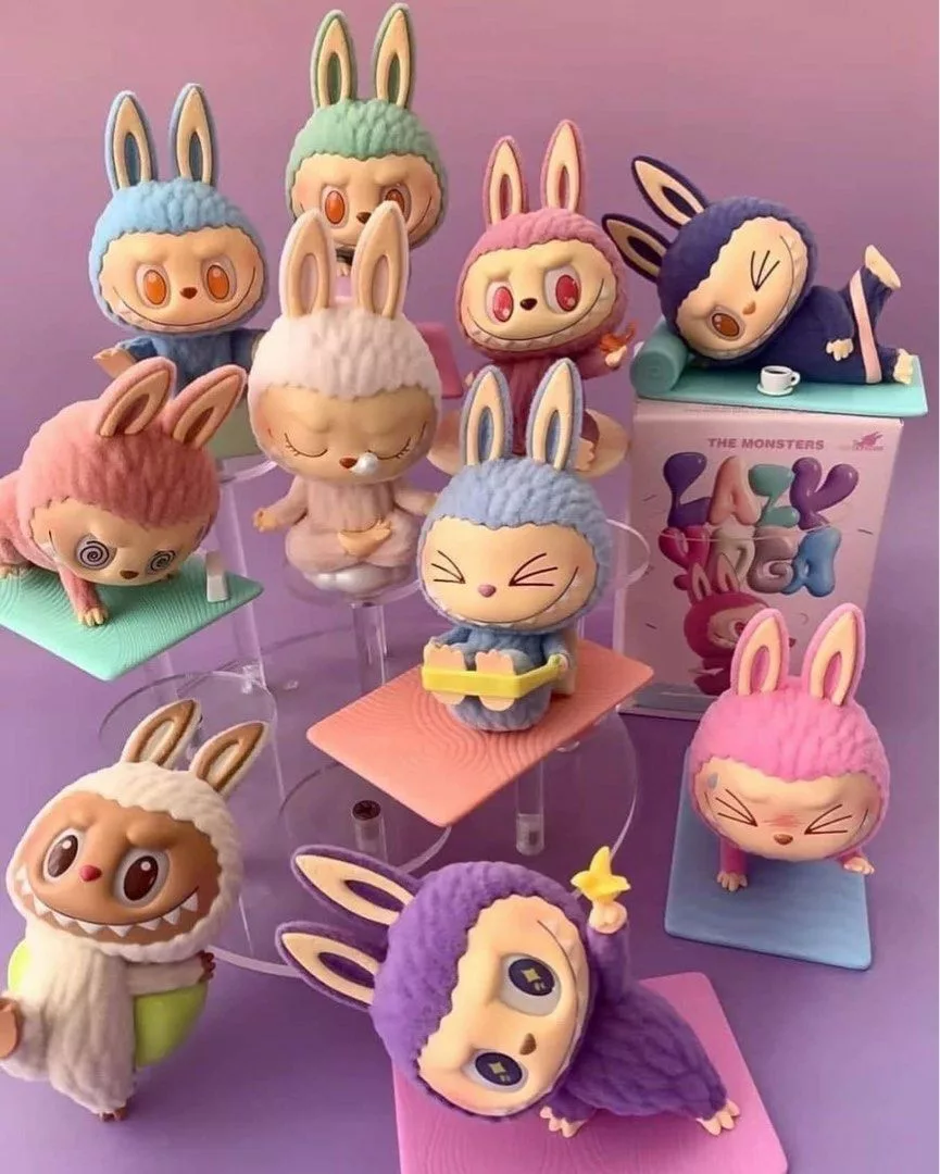 Игрушка-сюрприз Labubu Lazy Yoga, 1