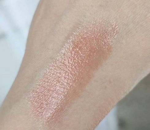 Помада для губ Gucci Beauty​ Rouge De Beaut&eacute; Brillant - 112 Sally soft Honey