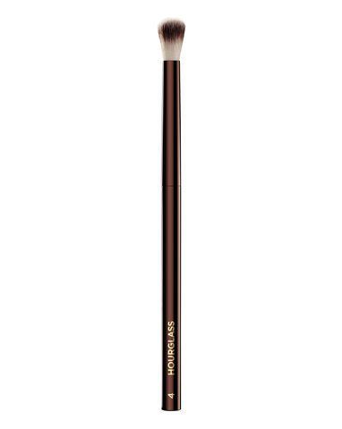 Кисть для теней Hourglass No.4 Crease Brush