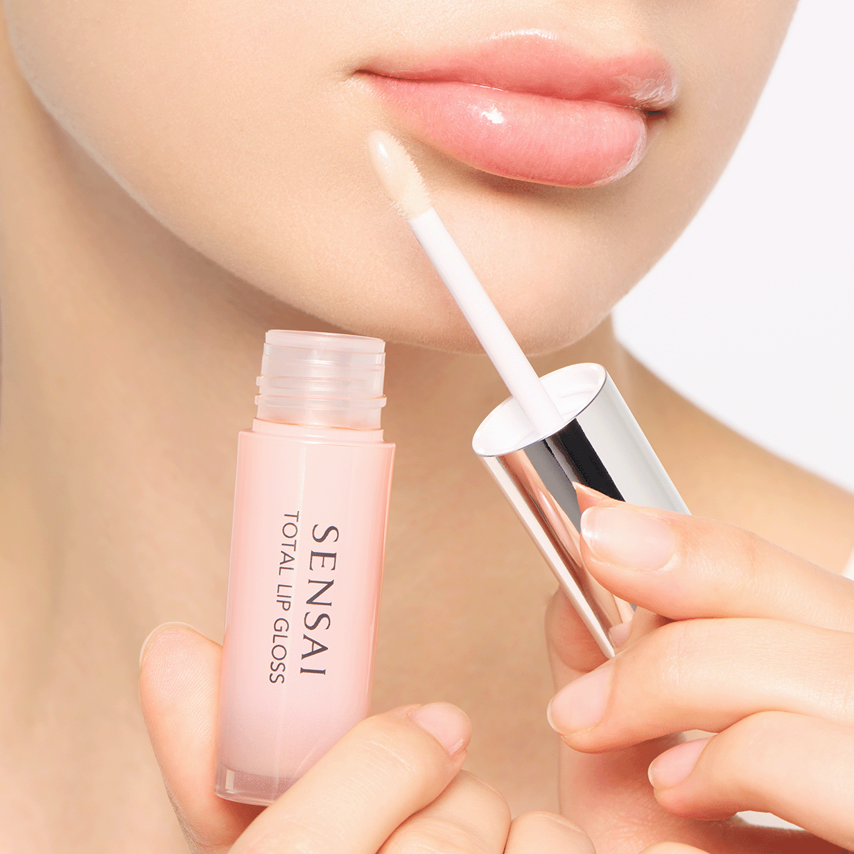 Зволожуючий блиск для губ Total Lip Gloss, 4.5ml