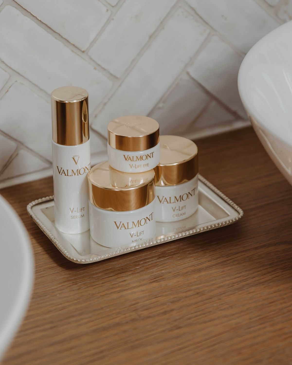 Крем для контуру очей "V-Lift" Valmont, 15мл