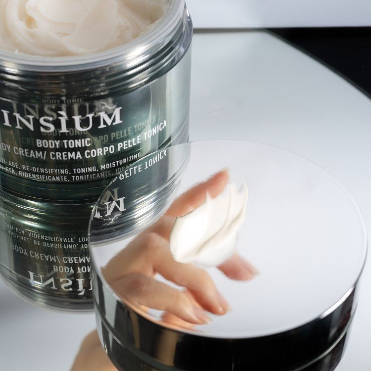 Парфумований ліфтинг-крем для тіла з ефектом тонізації / Body Tonic Toning Body Cream, 210мл
