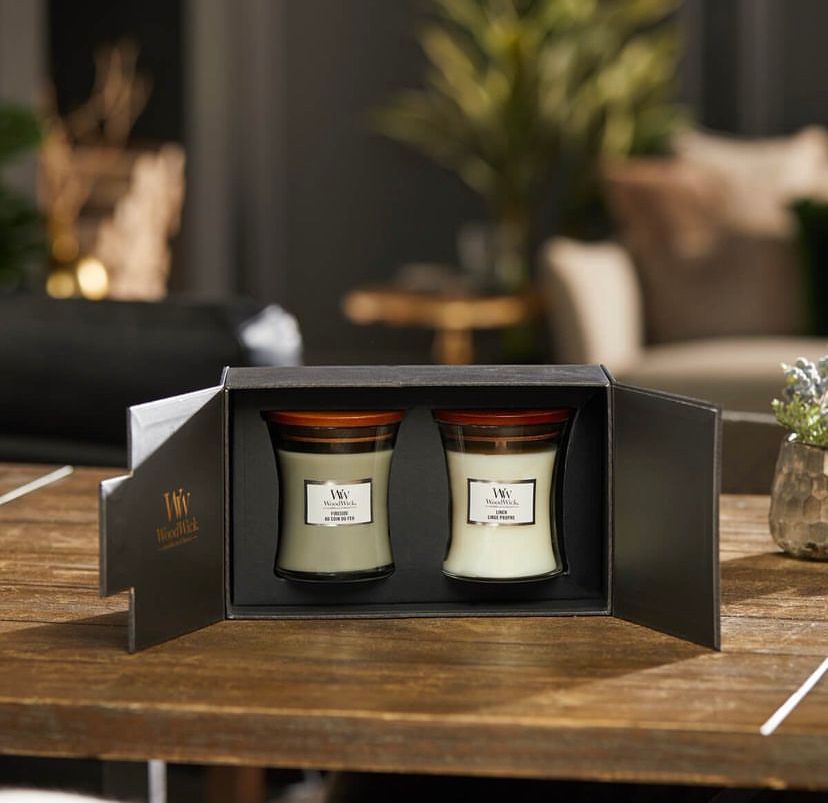 Набір свічок Woodwick Medium Fireside та Linen