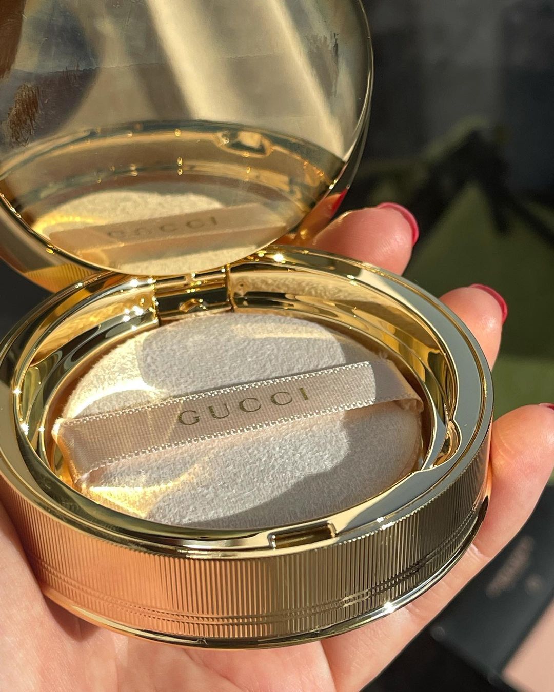 Матирующая пудра для лица De Beauté Mat Naturel GUCCI, 02