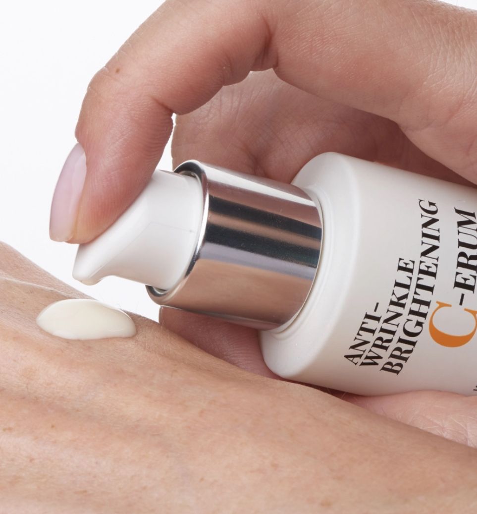 Суперконцентрована сироватка із вітаміном С Anti-Wrinkle Brightening C-Serum Instytutum, 30мл