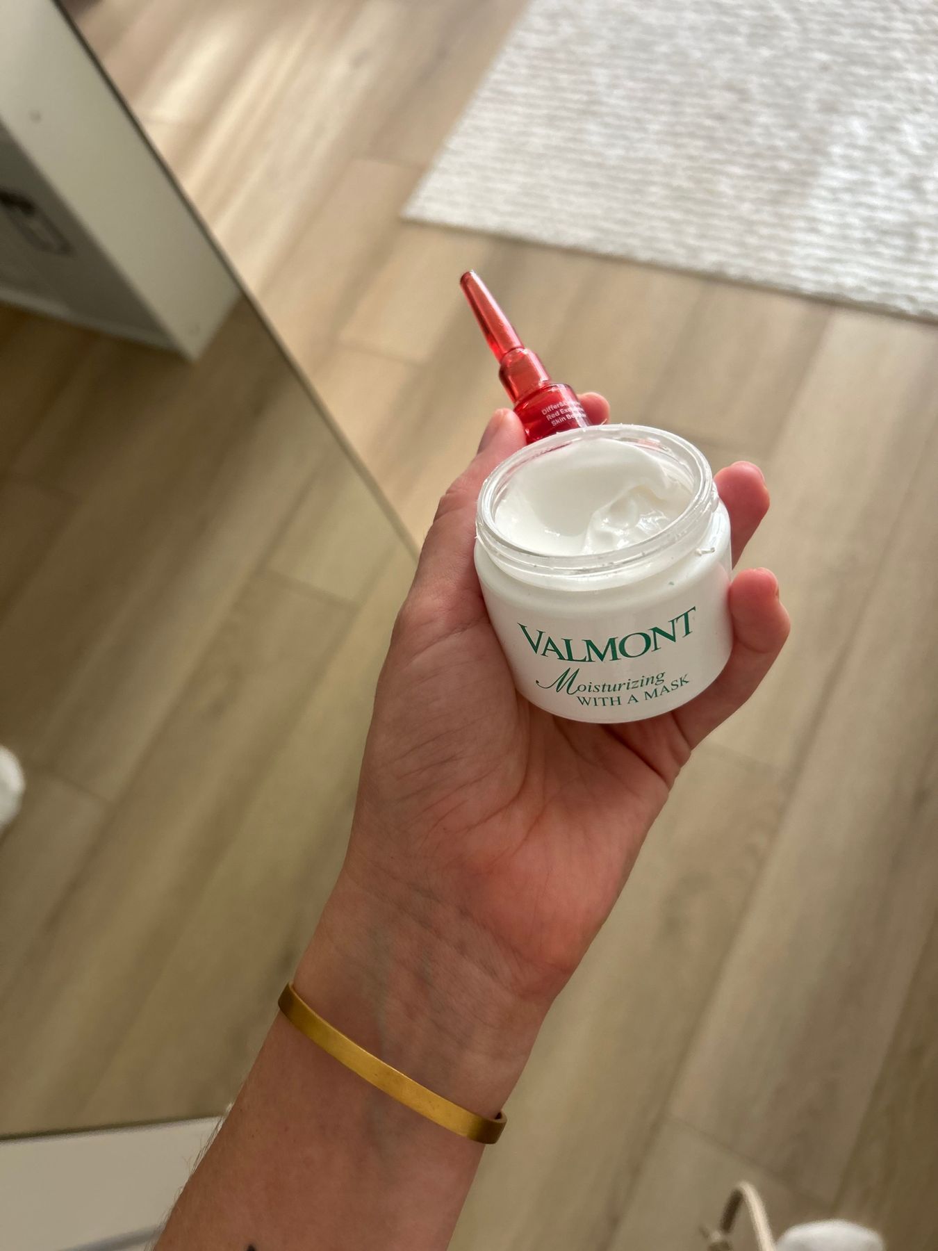 Differ & Deeper Интенсивный омолаживающий бустер с экзосомами Differ & Deeper Red Exosome Skin Booster, 2 мл х 14 ампул