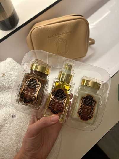 Набор для тела Аюрведа La Sultane de Saba Coffret Voyage sur la
