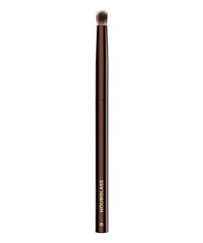 Кисть для теней Hourglass No.9 Domed Shadow Brush
