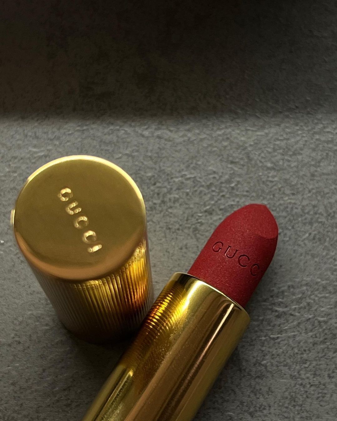 Помада для губ с матовым финишем Gucci Beauty Rouge &agrave; L&egrave;vres Matte Lipsticks - 103 Carol Beige
