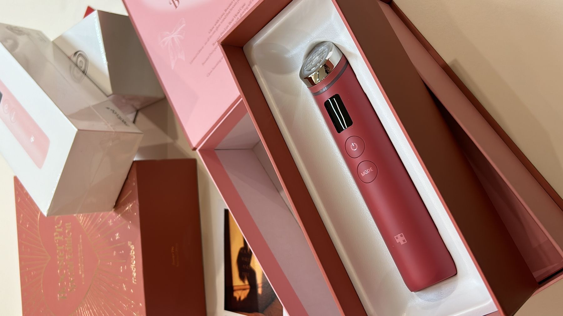 Набір лімітований MEDICUBE Booster Pro Holiday Special Edition