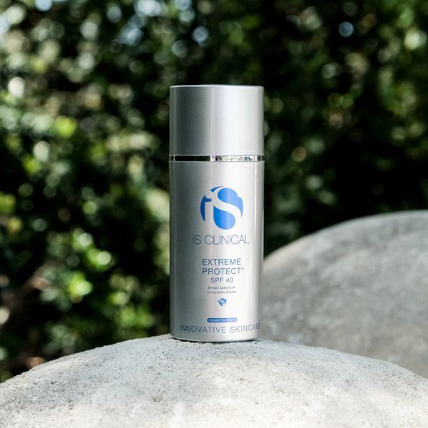 Солнцезащитный крем Extreme Protect SPF 40 iS Clinical, 100мл, Beige