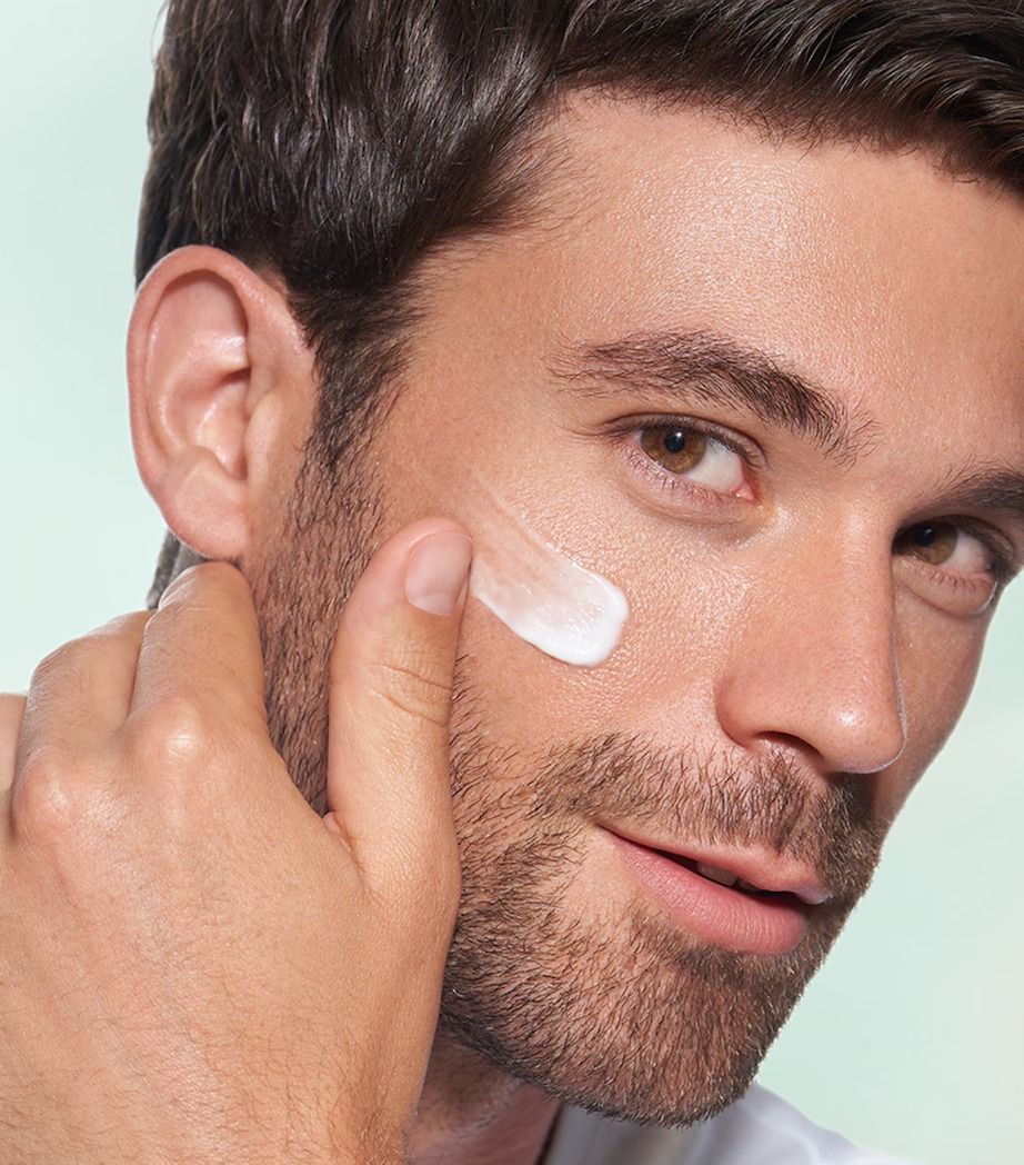 NEW 2025  Увлажняющий крем Vital 24 Hour Light Cream Valmont, 50мл