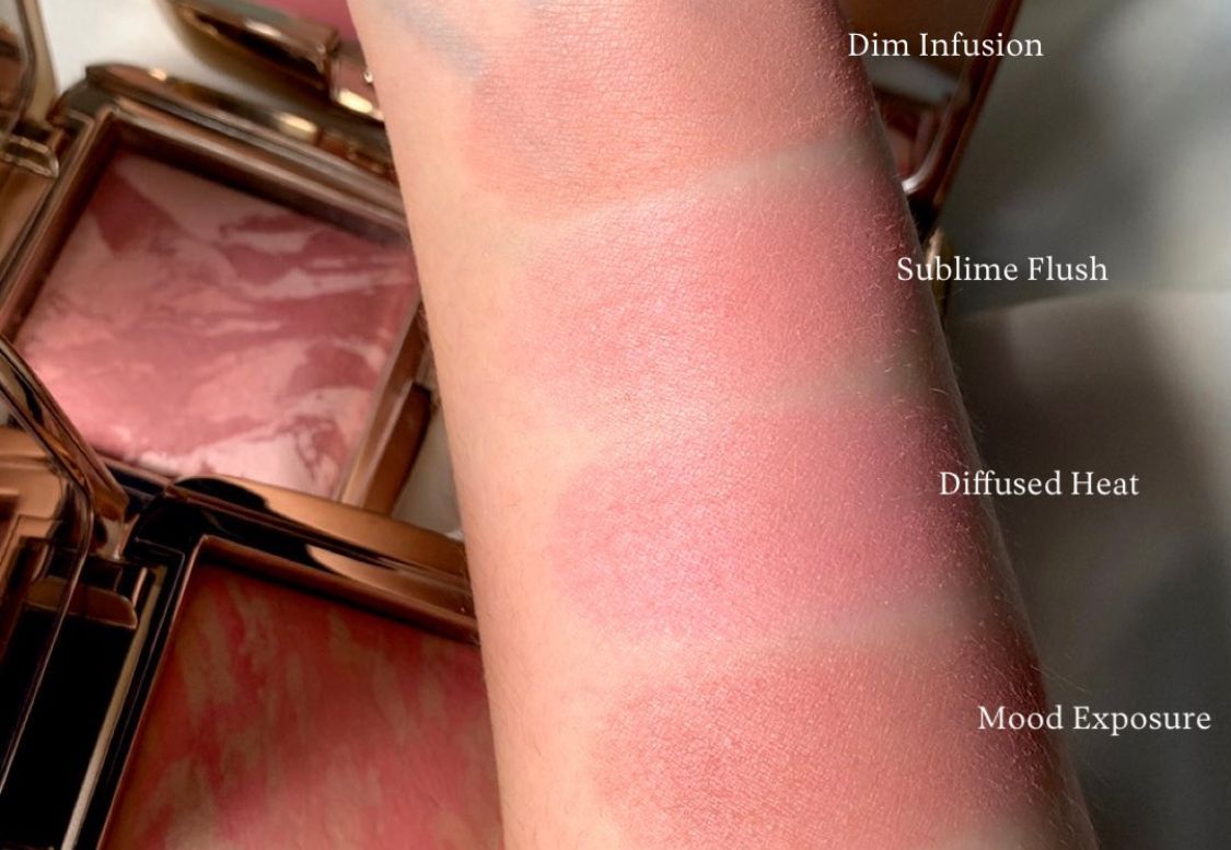 Рум'яна Ambient Strobe Lighting Blush