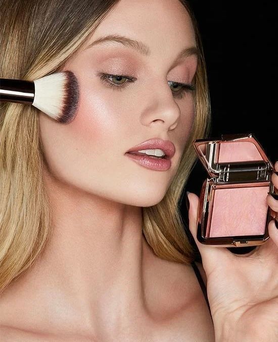 Рум'яна Ambient Strobe Lighting Blush