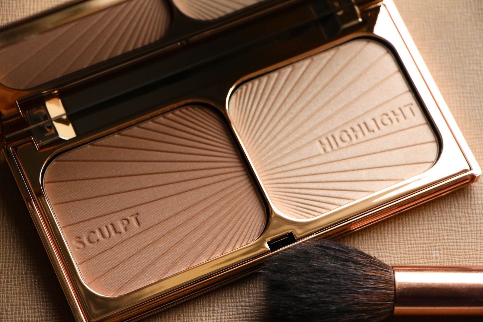 Палетка для контуринга Charlotte Tilbury