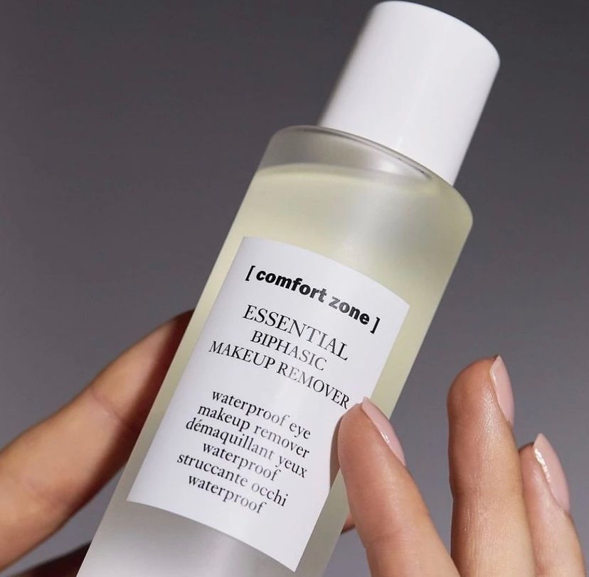 Бифазное средство для снятия макияжа Essential Biphasic Make Up Remover Comfort Zone, 150мл