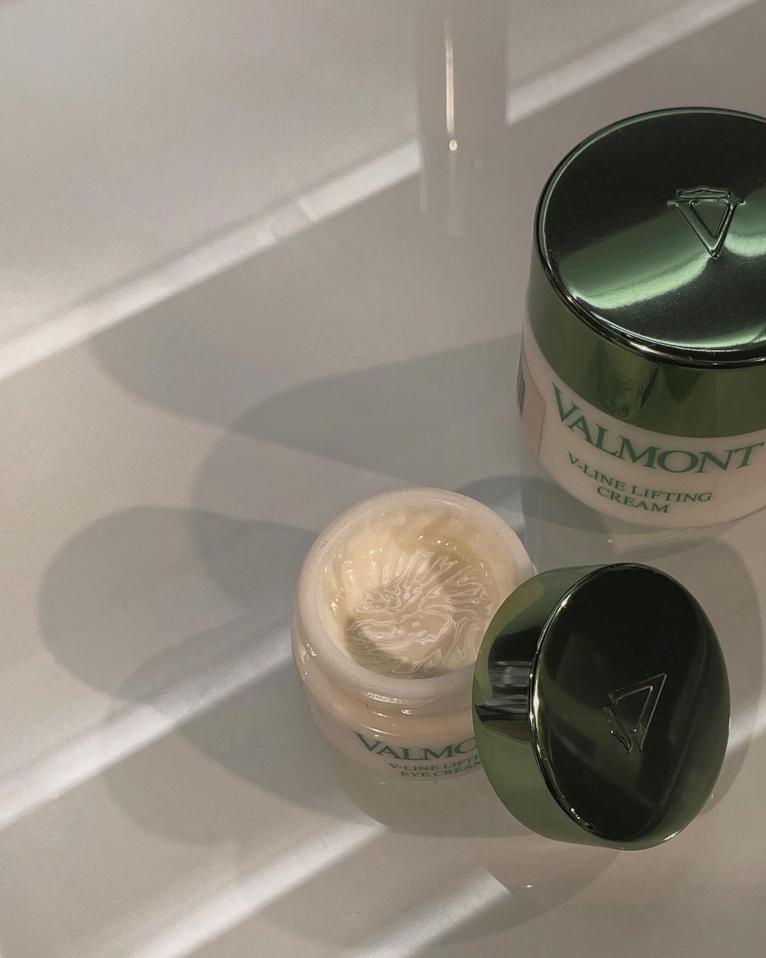 Лифтинг крем для кожи лица Valmont V-Line Lifting Cream, 50мл