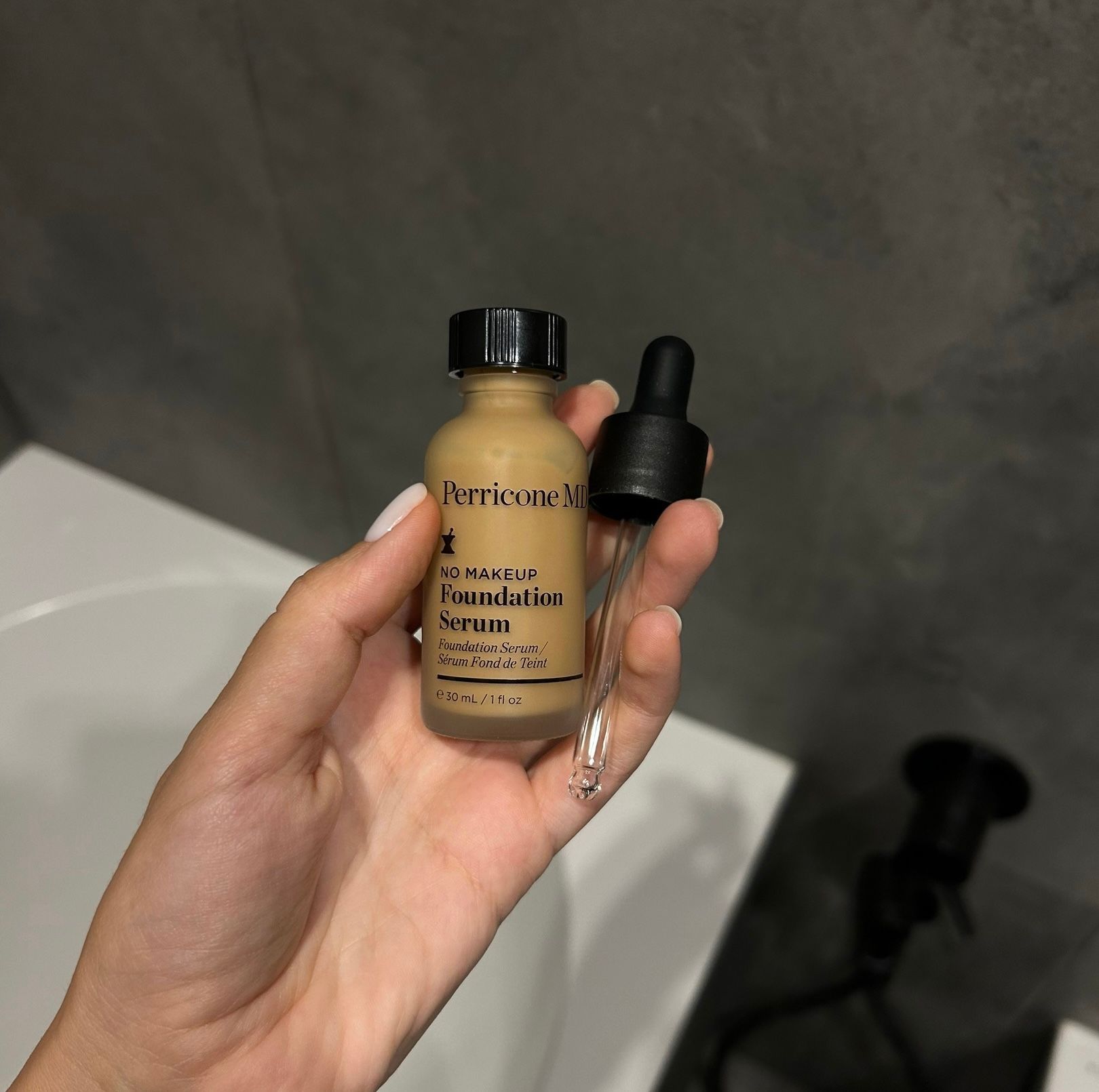 Тональна сироватка Perricone MD No Makeup Foundation Serum Broad Spectrum SPF 20, 30мл, Beige, SPF20