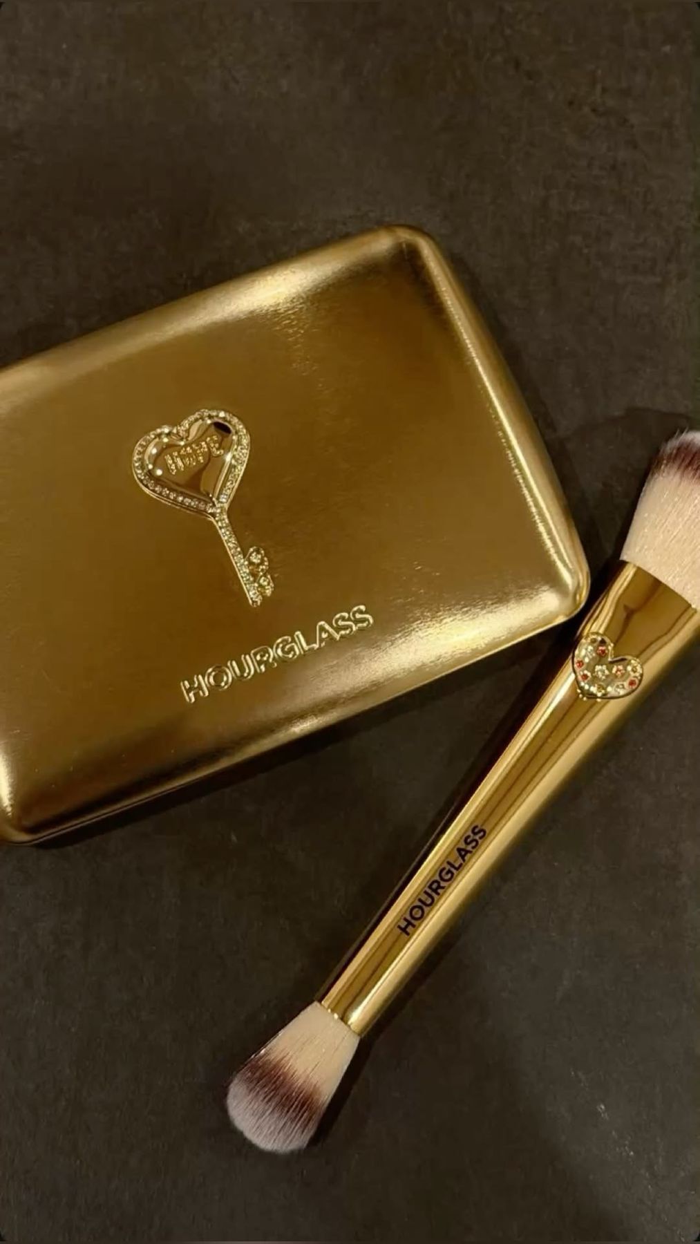 Палетка для обличчя Hourglass Ambient Lighting Edit Unlocked Palette Love