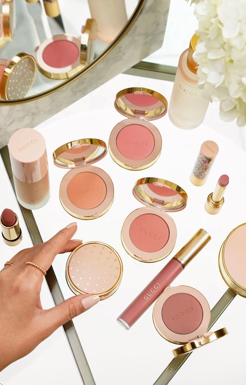Румяна Blush De Beaut&eacute; Gucci, 01 Silky Rose