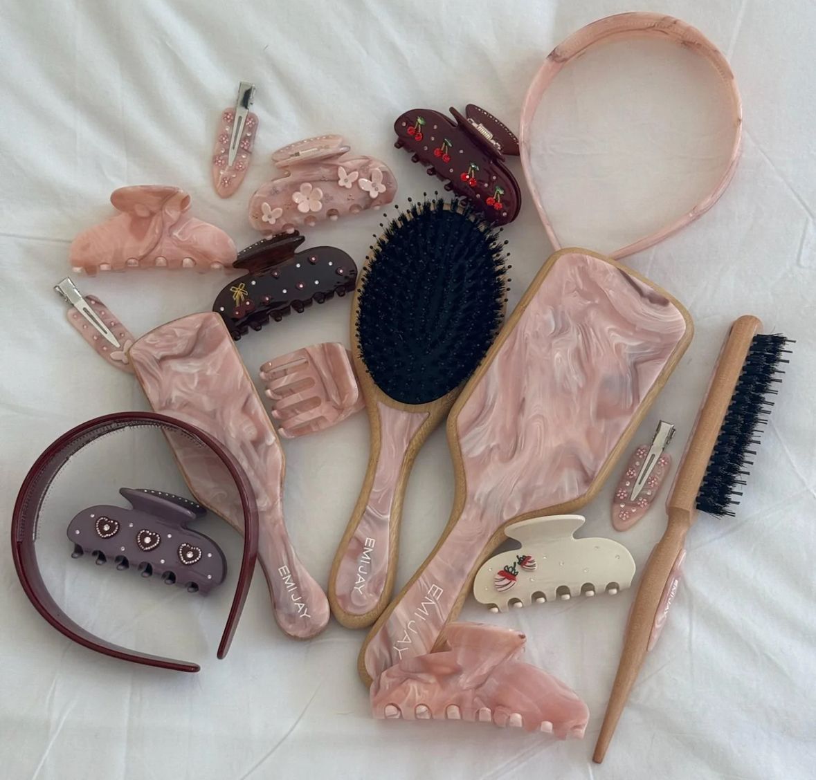 Овальная щетка для волос Flat Brush in Pink Chantilly Emi Jay