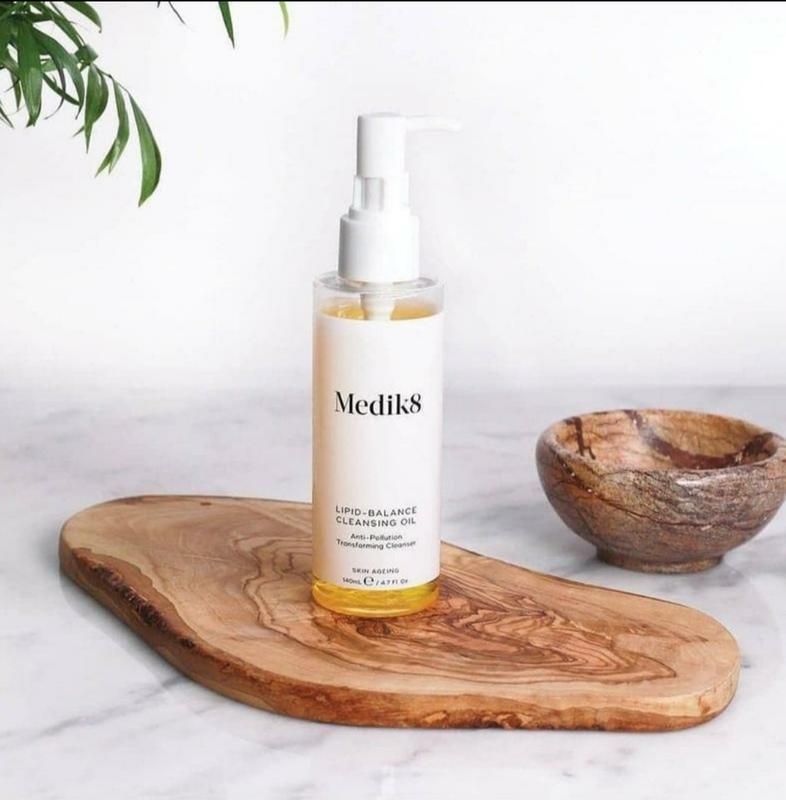 Очищувальна олія Lipid-Balance Cleansing Oil Medik8, 150мл