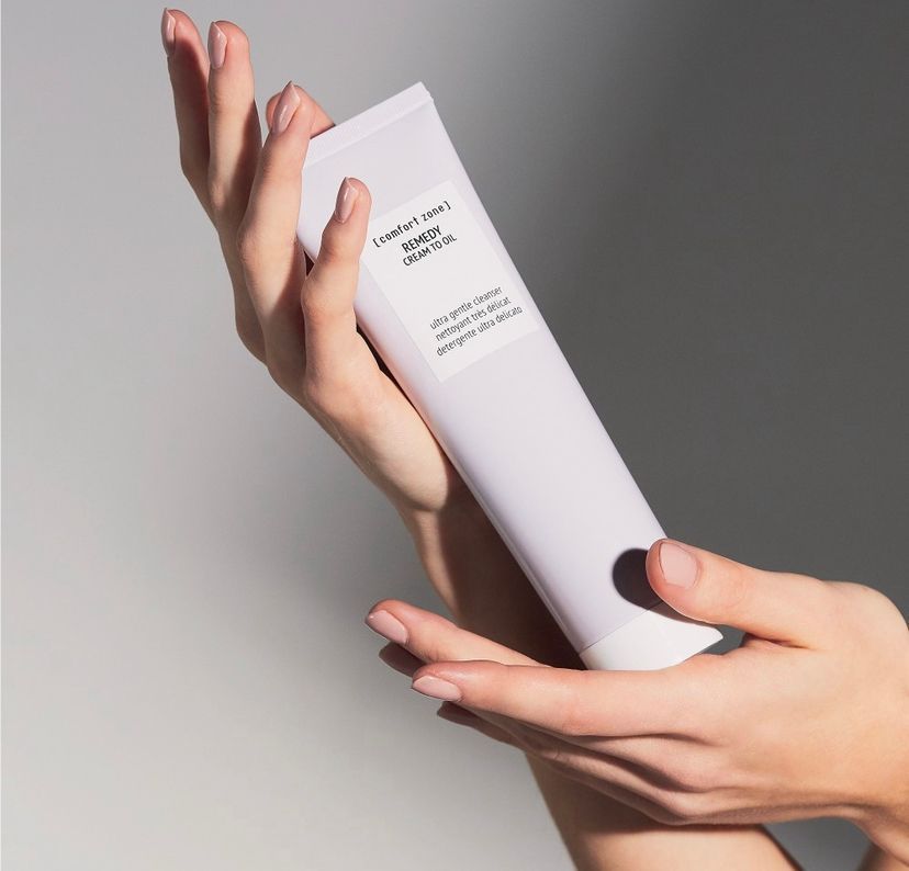 Очищающий крем-масло для умывания раздраженной кожи Remedy Cream To Oil Comfort Zone, 150мл